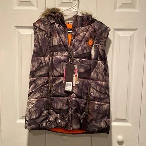 Girls with Guns puffer vest
